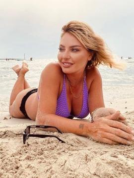 OnlyFans - BIKINI GIRLS 👧 😍 Scene 2409 — photo 1 of 20