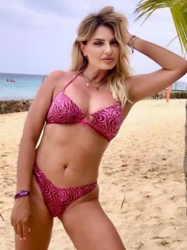 OnlyFans - BIKINI GIRLS 👧 😍 Scene 2409