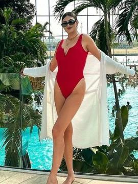 OnlyFans - BIKINI GIRLS 👧 😍 Scene 2488