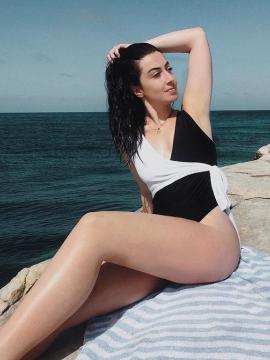 OnlyFans - BIKINI GIRLS 👧 😍 Scene 2489 — photo 6 of 20