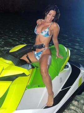 OnlyFans - BIKINI GIRLS 👧 😍 Scene 2500 — photo 17 of 20