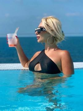 OnlyFans - BIKINI GIRLS 👧 😍 Scene 2503 — photo 2 of 20
