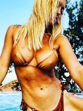 OnlyFans - BIKINI GIRLS 👧 😍 Scene 2528 — photo 19 of 20