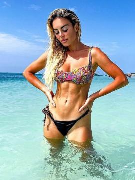 OnlyFans - BIKINI GIRLS 👧 😍 Scene 2538 — photo 9 of 20