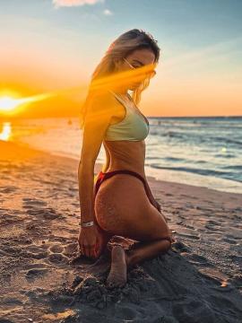 OnlyFans - BIKINI GIRLS 👧 😍 Scene 2538
