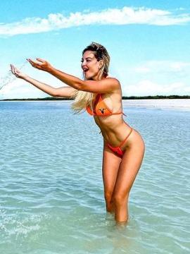 OnlyFans - BIKINI GIRLS 👧 😍 Scene 2542 — photo 19 of 20