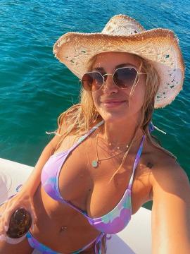 OnlyFans - BIKINI GIRLS 👧 😍 Scene 2670 — photo 1 of 20