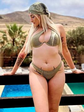 OnlyFans - BIKINI GIRLS 👧 😍 Scene 2765 — photo 9 of 20