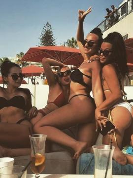 OnlyFans - BIKINI GIRLS 👧 😍 Scene 2811 — photo 17 of 20