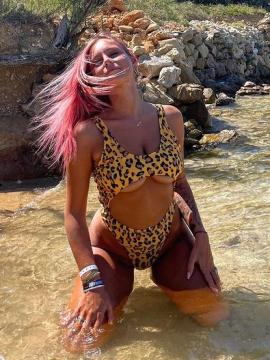 OnlyFans - BIKINI GIRLS 👧 😍 Scene 3392 — photo 4 of 20