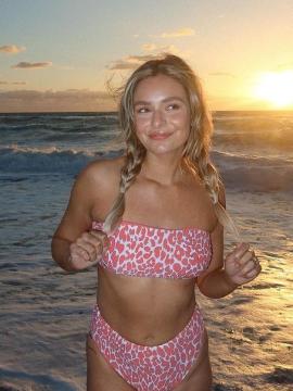 OnlyFans - BIKINI GIRLS 👧 😍 Scene 3521 — photo 7 of 20