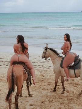 OnlyFans - BIKINI GIRLS 👧 😍 Scene 4652