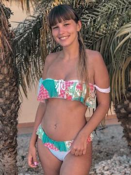 OnlyFans - BIKINI GIRLS 👧 😍 Scene 6331