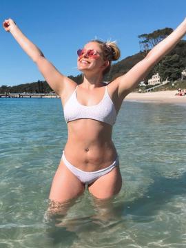 OnlyFans - BIKINI GIRLS 👧 😍 Scene 7777 — photo 17 of 20