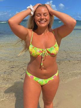 OnlyFans - BIKINI GIRLS 👧 😍 Scene 7789 — photo 13 of 20