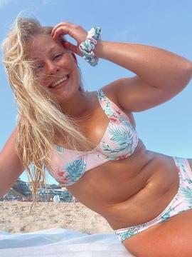 OnlyFans - BIKINI GIRLS 👧 😍 Scene 7793 — photo 4 of 20