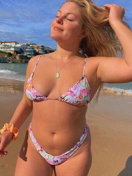 OnlyFans - BIKINI GIRLS 👧 😍 Scene 7797 — photo 14 of 20