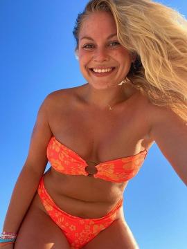 OnlyFans - BIKINI GIRLS 👧 😍 Scene 7799 — photo 1 of 20