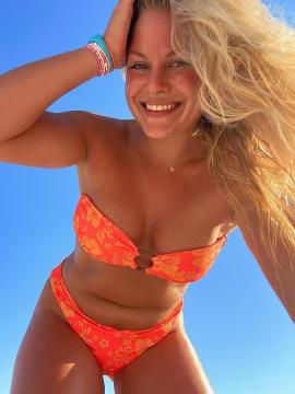 OnlyFans - BIKINI GIRLS 👧 😍 Scene 7799 — photo 4 of 20