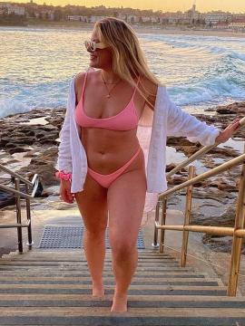 OnlyFans - BIKINI GIRLS 👧 😍 Scene 7800 — photo 7 of 20