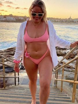 OnlyFans - BIKINI GIRLS 👧 😍 Scene 7800 — photo 10 of 20