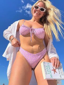 OnlyFans - BIKINI GIRLS 👧 😍 Scene 7815 — photo 8 of 20