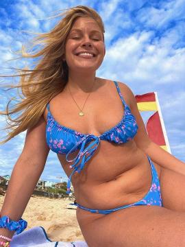 OnlyFans - BIKINI GIRLS 👧 😍 Scene 7818 — photo 4 of 20