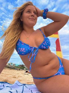 OnlyFans - BIKINI GIRLS 👧 😍 Scene 7818 — photo 6 of 20