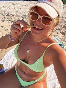 OnlyFans - BIKINI GIRLS 👧 😍 Scene 7818 — photo 12 of 20