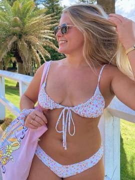 OnlyFans - BIKINI GIRLS 👧 😍 Scene 7827 — photo 1 of 20