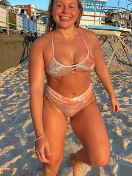 OnlyFans - BIKINI GIRLS 👧 😍 Scene 7835 — photo 1 of 20