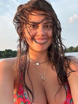 OnlyFans - BIKINI GIRLS 👧 😍 Scene 7847
