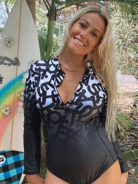 OnlyFans - BIKINI GIRLS 👧 😍 Scene 7891 — photo 10 of 20