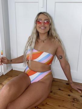 OnlyFans - BIKINI GIRLS 👧 😍 Scene 7900