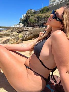 OnlyFans - BIKINI GIRLS 👧 😍 Scene 7904 — photo 7 of 20