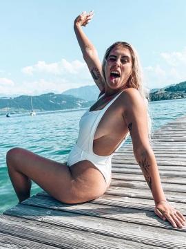 OnlyFans - BIKINI GIRLS 👧 😍 Scene 7945 — photo 17 of 20