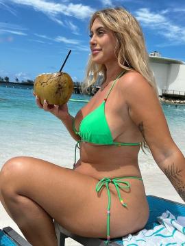 OnlyFans - BIKINI GIRLS 👧 😍 Scene 7956 — photo 2 of 20