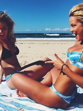 OnlyFans - BIKINI GIRLS 👧 😍 Scene 8061