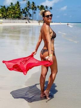 OnlyFans - BIKINI GIRLS 👧 😍 Scene 8285 — photo 11 of 20
