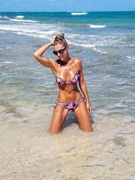OnlyFans - BIKINI GIRLS 👧 😍 Scene 8286 — photo 2 of 20