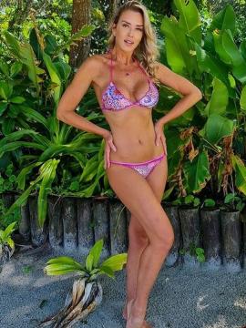 OnlyFans - BIKINI GIRLS 👧 😍 Scene 8297 — photo 16 of 20