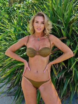 OnlyFans - BIKINI GIRLS 👧 😍 Scene 8303 — photo 16 of 20