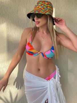 OnlyFans - BIKINI GIRLS 👧 😍 Scene 8424
