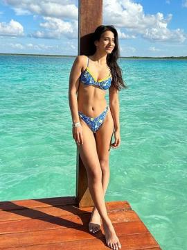 OnlyFans - BIKINI GIRLS 👧 😍 Scene 8718 — photo 1 of 20