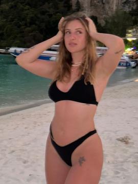 OnlyFans - BIKINI GIRLS 👧 😍 Scene 8731 — photo 15 of 20