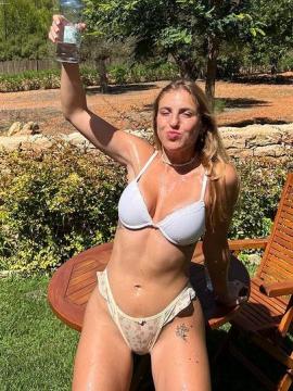OnlyFans - BIKINI GIRLS 👧 😍 Scene 8732 — photo 4 of 20