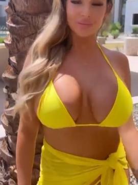 OnlyFans - BIKINI GIRLS 👧 😍 Scene 8821 — photo 17 of 20