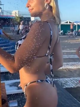 OnlyFans - BIKINI GIRLS 👧 😍 Scene 8859