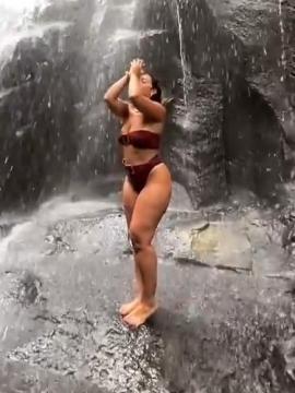 OnlyFans - BIKINI GIRLS 👧 😍 Scene 8946 — photo 16 of 20
