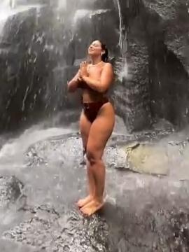 OnlyFans - BIKINI GIRLS 👧 😍 Scene 8946 — photo 17 of 20